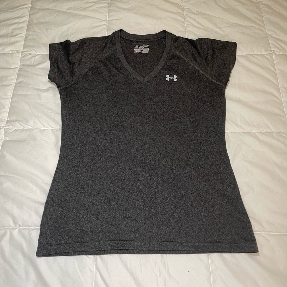 Under Armour | Women’s HeatGear V Neck Short Sleeve T-Shirt